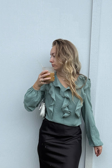 MEROKEETY Ruffle Blouse Dressy Top V Neck Trendy Work Shirts